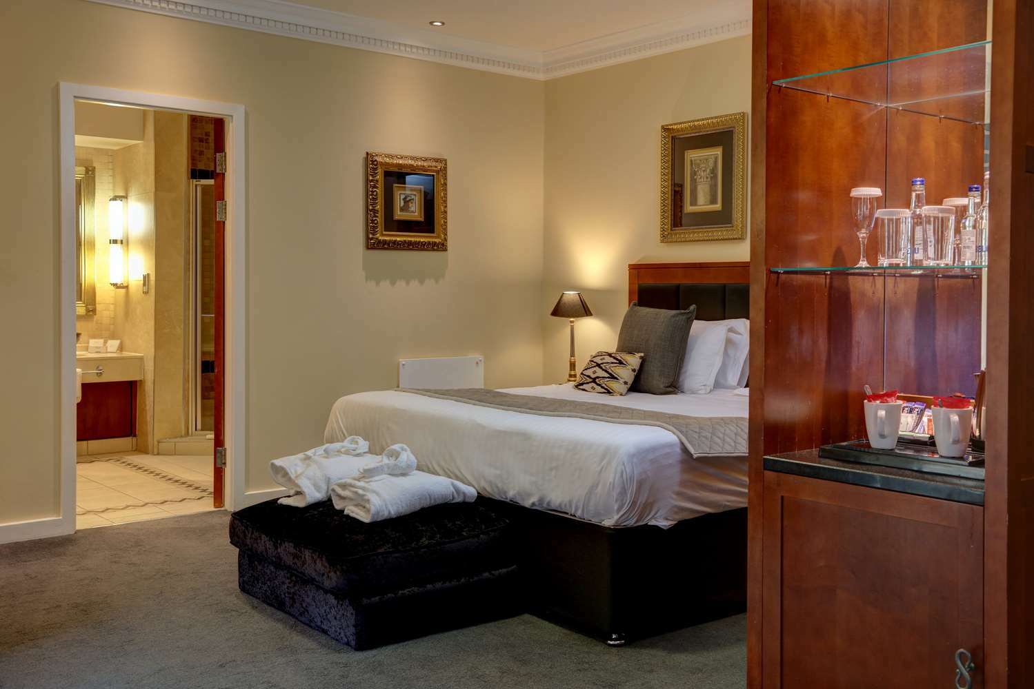 Wild Pheasant Hotel & Spa Llangollen Εξωτερικό φωτογραφία