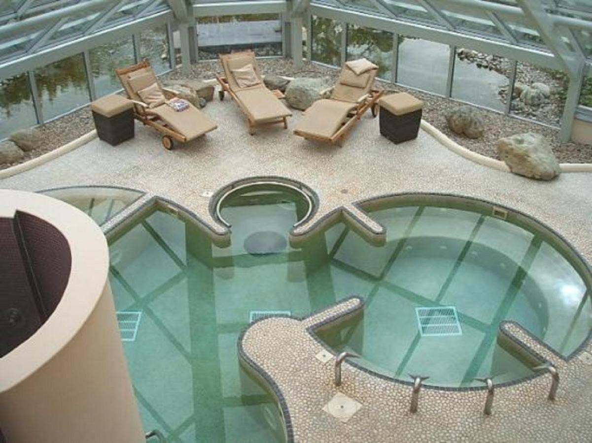 Wild Pheasant Hotel & Spa Llangollen Εξωτερικό φωτογραφία